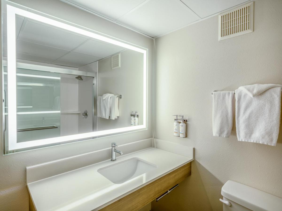 Holiday Inn Express & Suites Greensboro - I-40 Atwendover By Ihg Exteriér fotografie