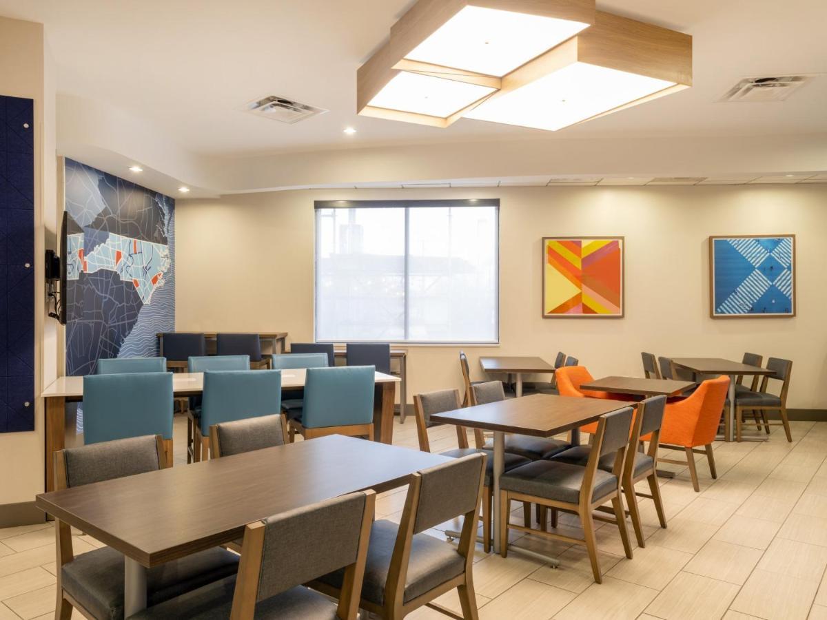 Holiday Inn Express & Suites Greensboro - I-40 Atwendover By Ihg Exteriér fotografie
