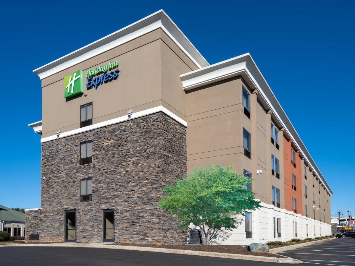 Holiday Inn Express & Suites Greensboro - I-40 Atwendover By Ihg Exteriér fotografie