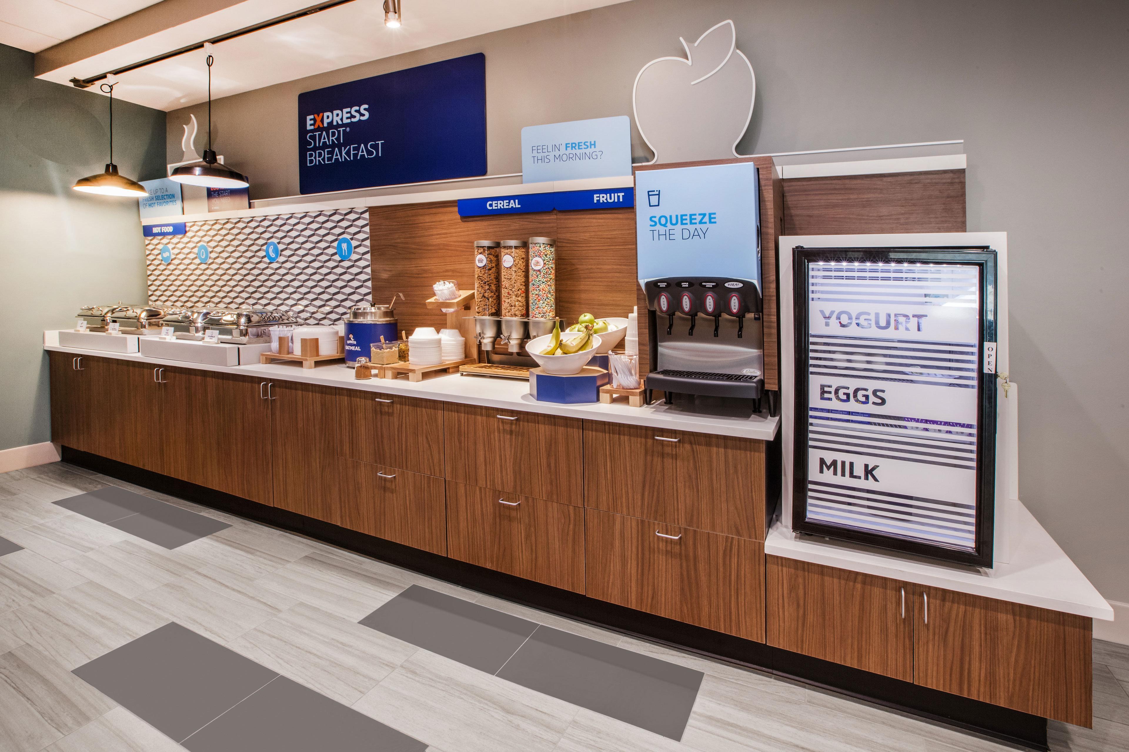 Holiday Inn Express & Suites Greensboro - I-40 Atwendover By Ihg Exteriér fotografie
